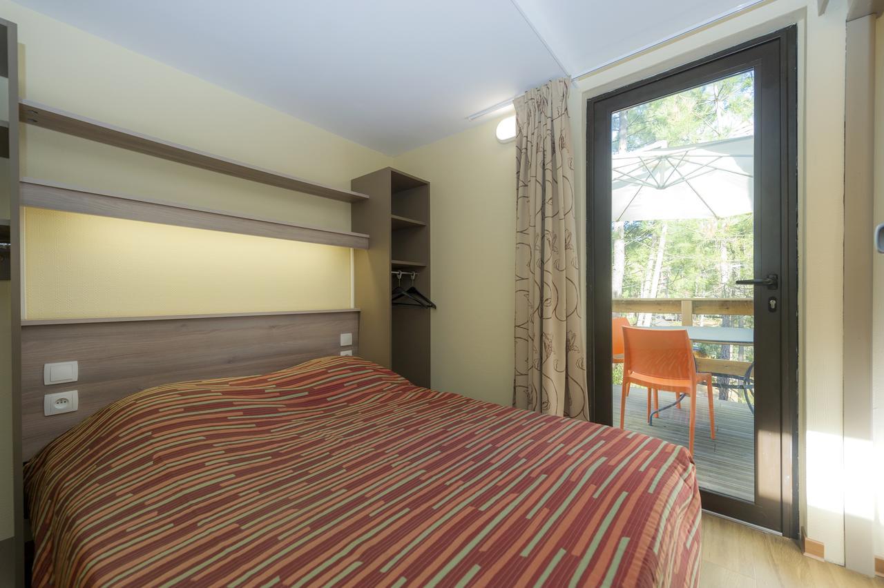 Vtf Les Oyats Sylvadoures Hotel Мойбисон Екстериор снимка