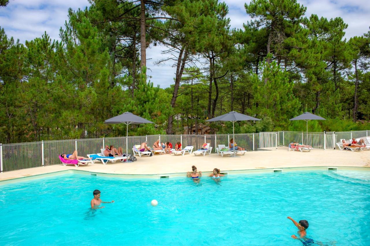 Vtf Les Oyats Sylvadoures Hotel Мойбисон Екстериор снимка