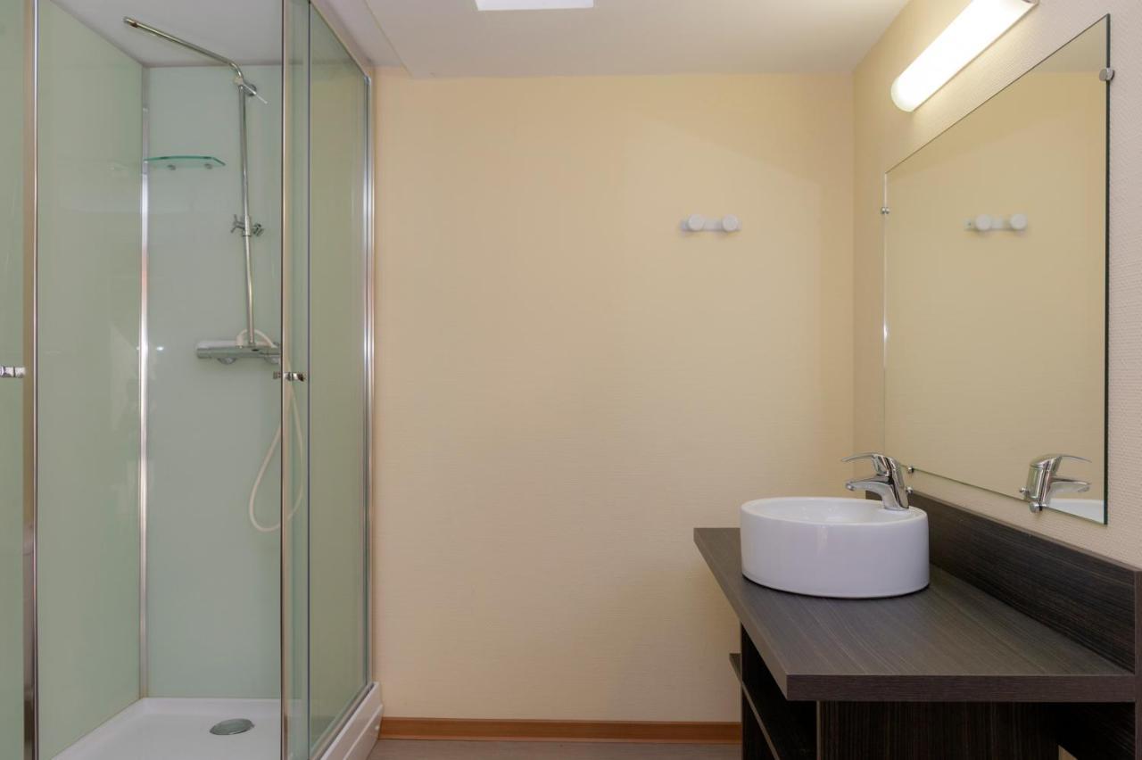 Vtf Les Oyats Sylvadoures Hotel Мойбисон Екстериор снимка