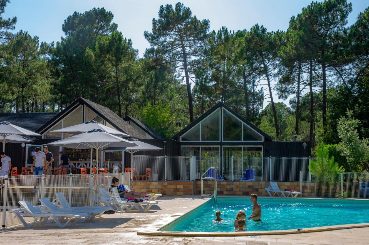 Vtf Les Oyats Sylvadoures Hotel Мойбисон Екстериор снимка