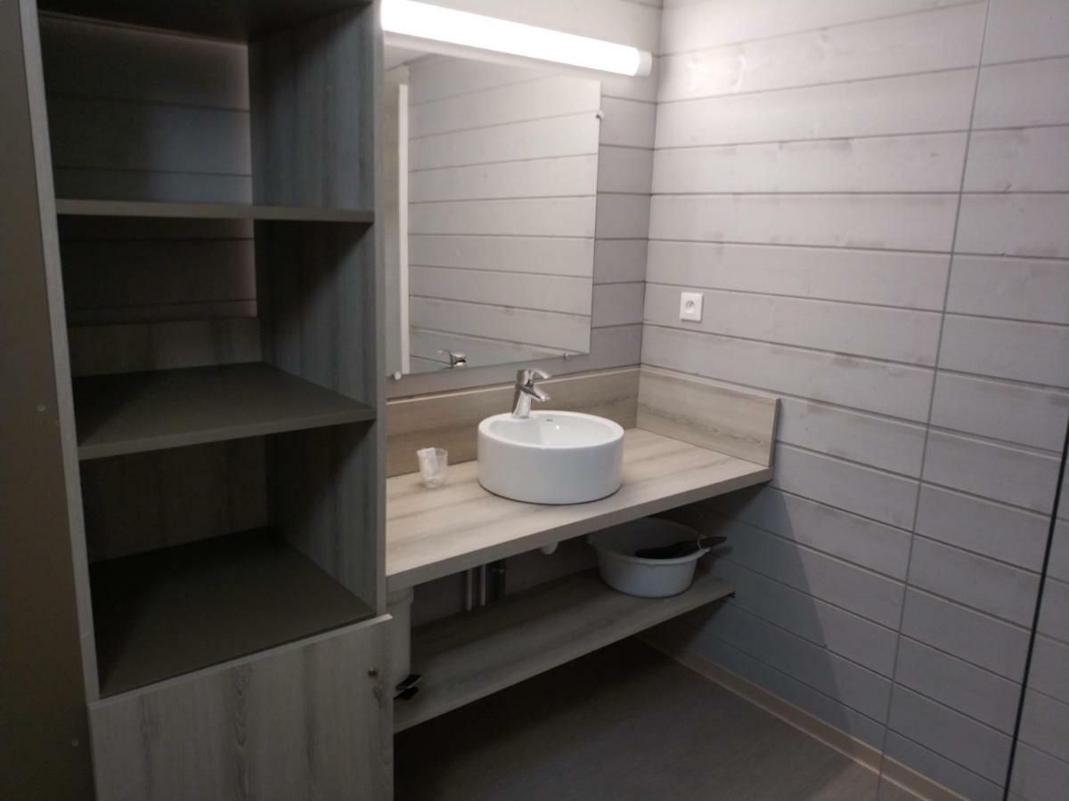 Vtf Les Oyats Sylvadoures Hotel Мойбисон Екстериор снимка